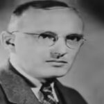 In 1933, Bell Labs engineer Karl Jansky followed a faint radio hiss, and this discovery opened the door to radio astronomy |