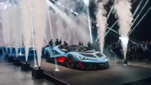 Lamborghini Fenomeno Roadster unveiled: 1,065 hp, only 15 made!