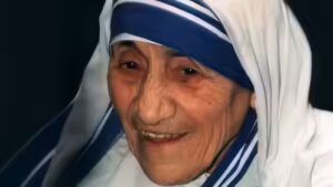 Quote of the day by Mother Teresa: “We do not need guns and bombs to bring peace, we need…” – the timeless lesson on peace by Saint Mother Teresa of Calcutta | World News