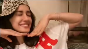 Disha Patani: Mouni Roy shares INSIDE PICS from BFF Disha Patani’s cozy birthday party celebrations with Krishna Shroff and Stebin Ben | Hindi Movie News