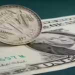 Rupee reverses RBI-driven gains, falls 43 paise to 95.61 against US dollar