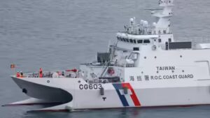 Taiwan detects 6 Chinese naval vessels operating around its territory