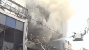 Lucknow Fire Accident: ‘Death trap’ in Lucknow: Youngsters trapped, desperate jumps from first floor and a rescue race against flames in Aliganj | Lucknow News