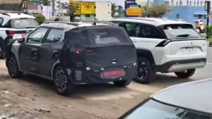 :Hyundai Bayon SUV spied alongside Maruti Victoris: Details |