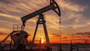 Middle East fuel oil exports hit four-month high as Hormuz shipping gradually recovers