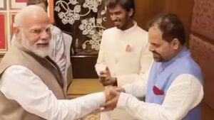 Panchayat’s Binod aka Ashok Pathak recalls meeting PM Narendra Modi: ‘He greeted me with ‘Sun raha hai na Binod?”
