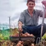German proverb of the day: ‘The stupidest farmers have the biggest potatoes’ — a witty reminder that success doesn’t always go to the smartest people