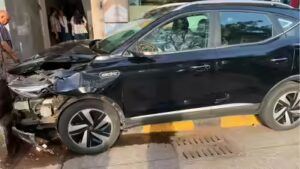 Mumbai shocker: Woman killed, 2 injured after being hit by electric car in Ville Parle | Mumbai News