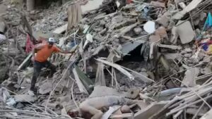 Venezuela twin earthquakes: Death toll rises to 164; over 1000 injured, search for missing continues