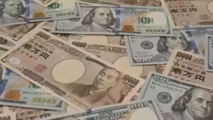 Japanese Yen hits four-decade low against US dollar – why the currency is depreciating