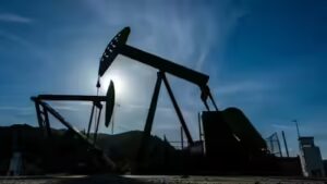 US stocks today: Oil jumps nearly 5%, shares tumble as Trump declares Iran ceasefire ‘over’
