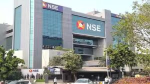 Markets pare gains over late profit booking