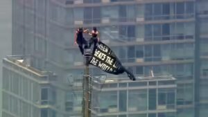 Empire State Building climb: Couple arrested after proposal atop New York’s skyscraper – video