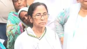 ‘Chor, chor’: Eggs thrown at Mamata Banerjee’s rally in West Bengal; watch | India News