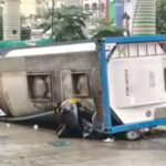2 dead, 1 injured after gas tanker overturns onto auto rickshaw near Mumbai | Thane News
