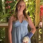 A 13-year-old Texas girl was bitten by a barracuda in Turks and Caicos; after a tourniquet and tendon damage, she still plans to become a marine biologist