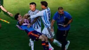 Leandro Paredes faces three assault charges over World Cup final fiasco; FIFA charges Argentina over ‘Las Malvinas’ banner | Football News