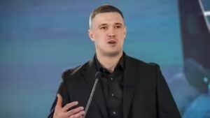 Ukrainians protest Zelenskyy’s ouster of his popular defense minister