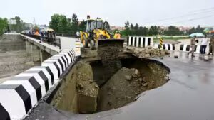 Dehradun’s Rs 16-cr bridge lasts 17 days after opening | Agra News