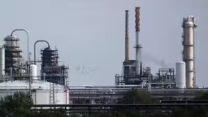 Russia turns to India for gasoline as fuel shortages deepen after Ukrainian strikes