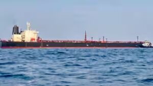 Reverse oil flow: India supplies gasoline to Russia – why it matters