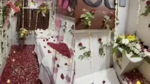 ​​First AC coupe of Mumbai CSMT-Balharshah-Nandigram Express turned into ‘honeymoon suite’; TTE suspended | Chhatrapati Sambhajinagar News