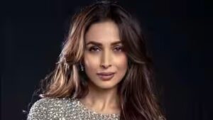 Malaika Arora performs traditional puja after buying new Rs 28 lakh SUV, viral video divides social media | Hindi Movie News