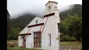 In 1925, the world’s first motel opened in California with rooms for $1.25; after closing in 1991, its 4.2-acre site is now for sale